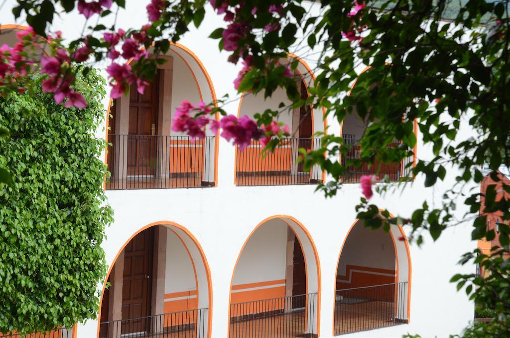 Hotel Mision Jalpan de Serra Exterior foto